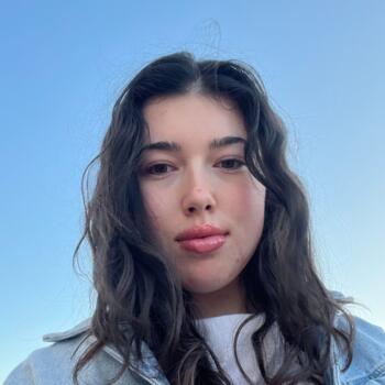 Babysitter in Marinha Grande: Maria Beatriz