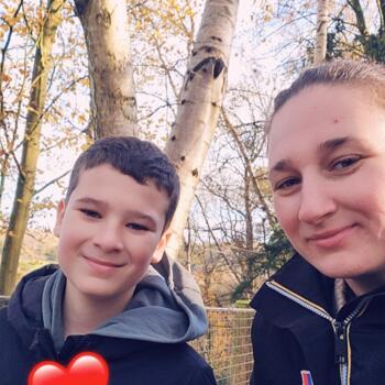 Job de garde d'enfants à Val-de-la-Haye: job de garde d'enfants Olivia