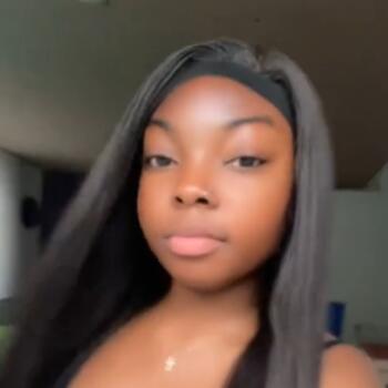 Babysitter Winterthur: Solène Lafleur