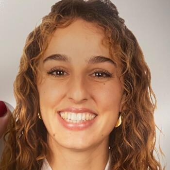 Babysitter in Lisbon: Marina