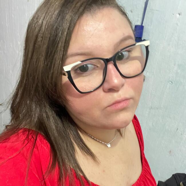 Babysitter in Limoeiro: Tatianny