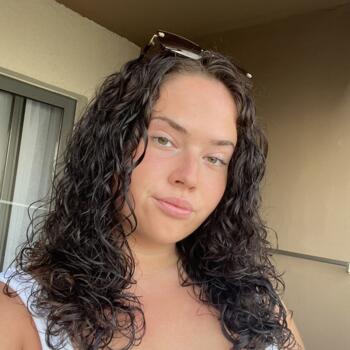 Babysitter in Sint-Niklaas: Jasmina