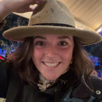 Baby-sitter Tours: Violène