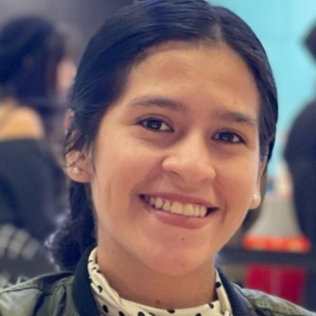 Babysitting job in Santa Cruz: Daniela