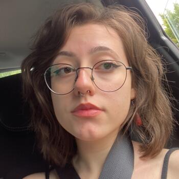 Babysitter a Monteforte Irpino: Sarah karol