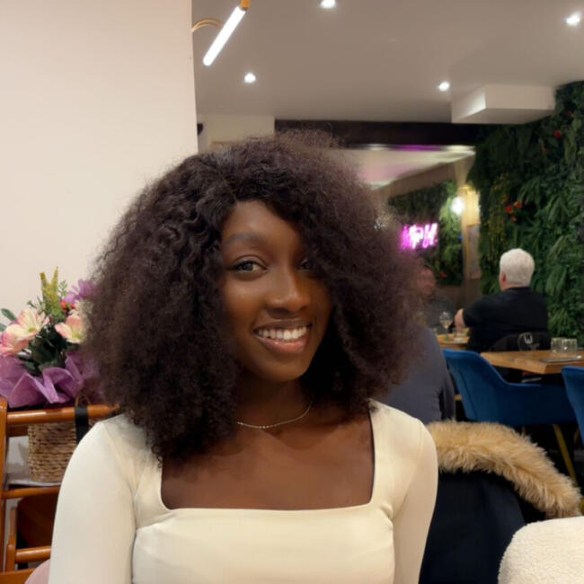 Babysitter in Alfortville: Hawa