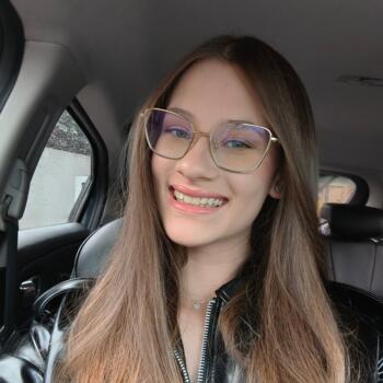 Babysitter in Curitiba: Yasmim