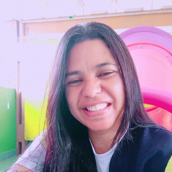 Babysitter in São Paulo: Eliana