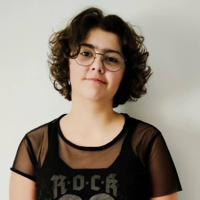 Babysitter in Condé-sur-Noireau: Loumy