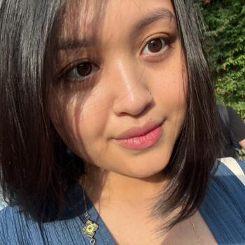 Babysitter Singapore: Priyanka