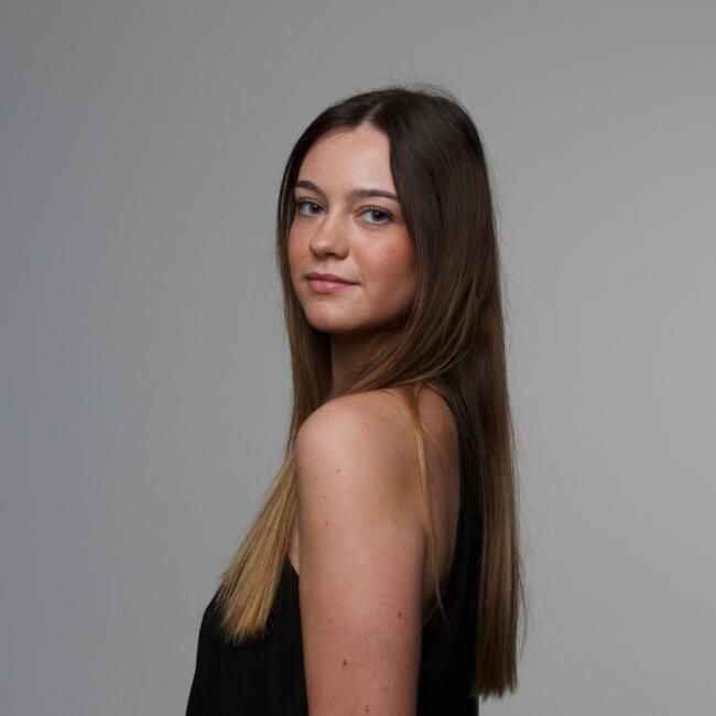 Babysitter in Saint-Cyprien (Pyrénées-Orientales): Jade un