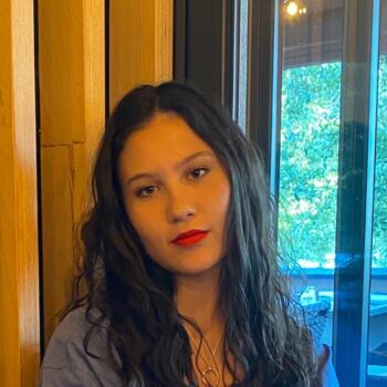 Babysitter in Pouilly-sur-Serre: Anaelle