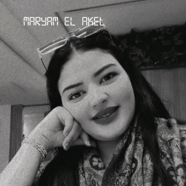 مربية أطفال في Martil: MARYAM