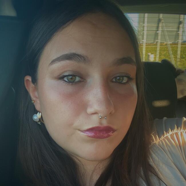 Babysitter in Casale Monferrato: Nicole