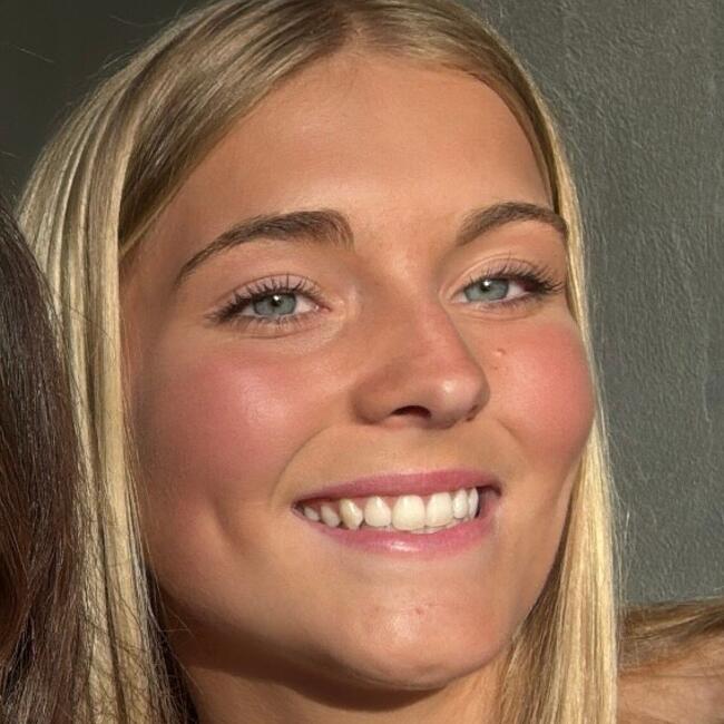 Babysitter in Newcastle: Olivia