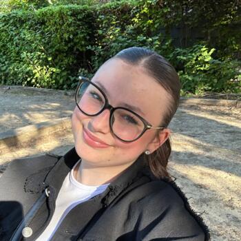 Babysitter in Tubize: Alessia