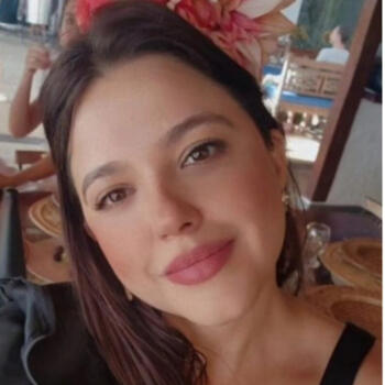 Emprego de babá em Araxá: trabalho de babá Mariana