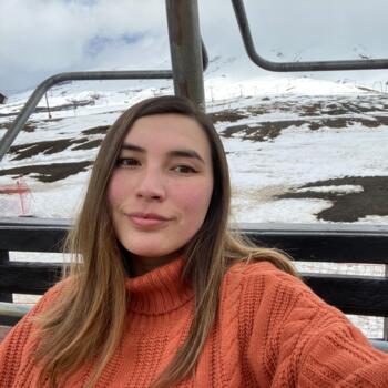 Trabajo para niñera en Cañete: trabajo de niñera Evelyn