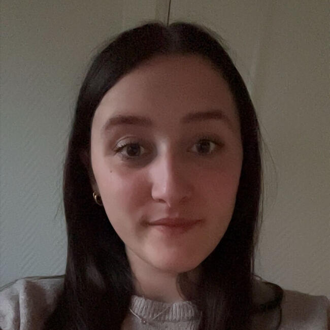 Babysitter in Bilzen: Nisa