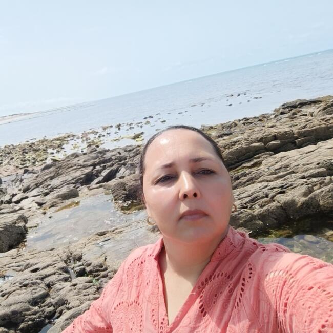 Baby-sitter à Toulouse: Khadija