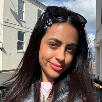 Babysitter in Dún Laoghaire: Maram