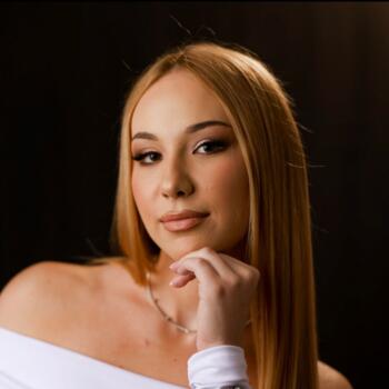 Babysitter in Mladenovo: Anja