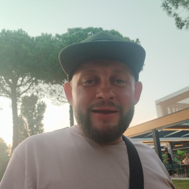 Babysitting job in Opole: Dariusz