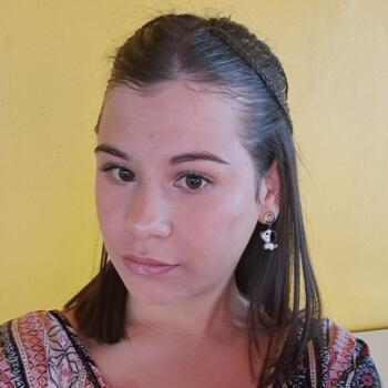 Babysitter in Los Andes: Keila