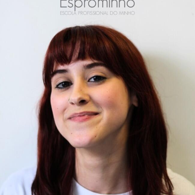 Babysitter em Amora: Iris