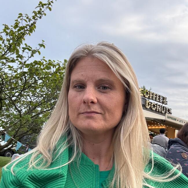 Babysitter in Pevensey: Lisa
