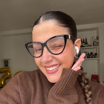 Nounou Paris: Manuela