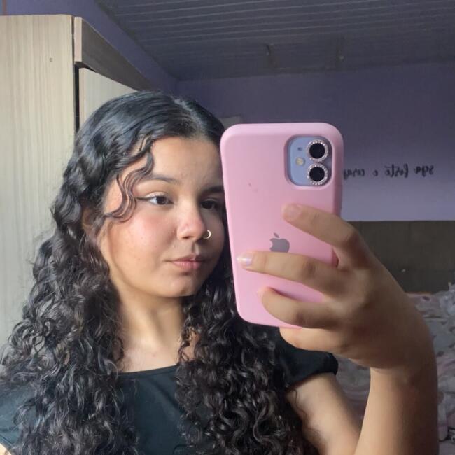 Babysitter in Curitiba: Rafaella