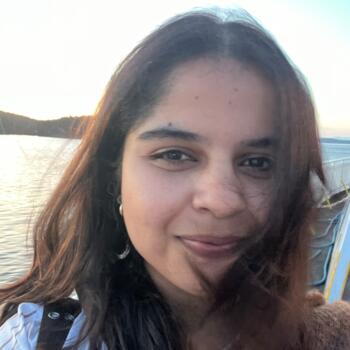 Babysitter in Surrey: Gurnaaz