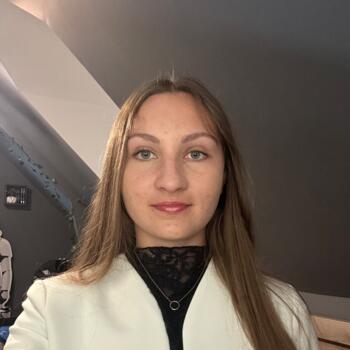 Babysitter in Urou-et-Crennes: Ilona