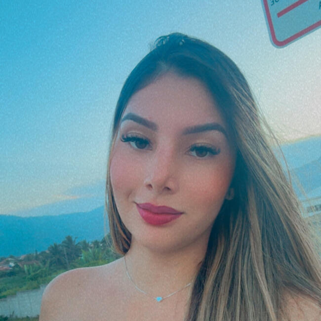 Emprego de babá em Niterói: Gisele