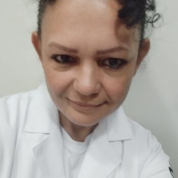 Babysitter Curitiba: Sonia