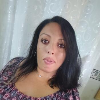 Babá em Peruíbe: Adriane