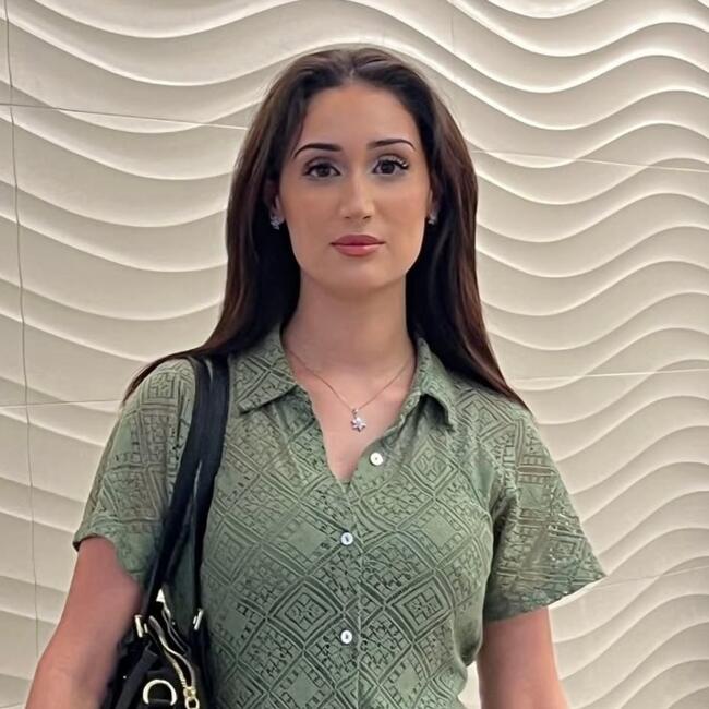 Babysitting job in Sharjah city: Cheyma