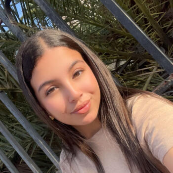 Baby-sitter Paris: Lina