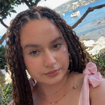 Babysitter in Ferney-Voltaire: Jade