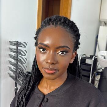 Babysitter Peniche: Denise