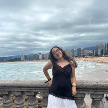 Niñera Oleiros: Leyre