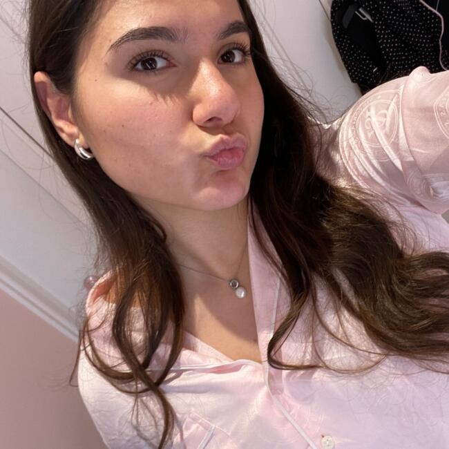 Babysitter in Dunkerque: Ангелина