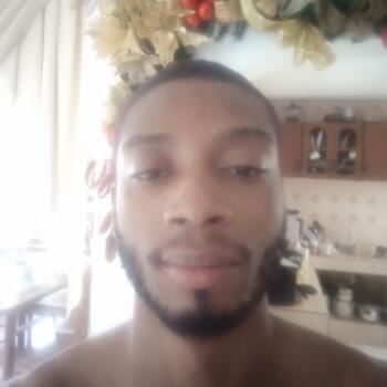 Babysitting job in Santiago de Cali: babysitting job Juan Manuel