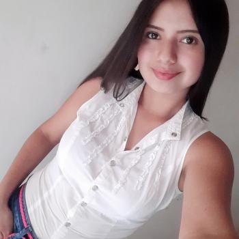 Niñera Yumbo: Lina marcela