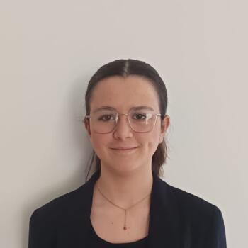 Babysitter in Le Taillan-Médoc: Clémence