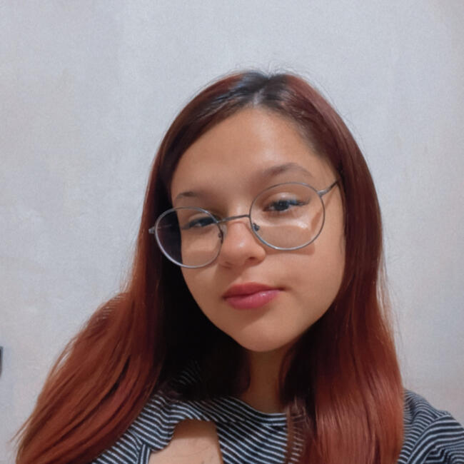 Babysitter in Belo Horizonte: Sofia Oliveira