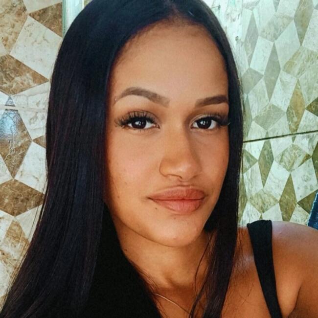 Babysitter in Recife: Ingrid