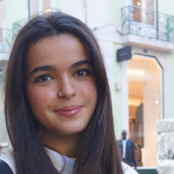Babysitter in Cascais: Pilar