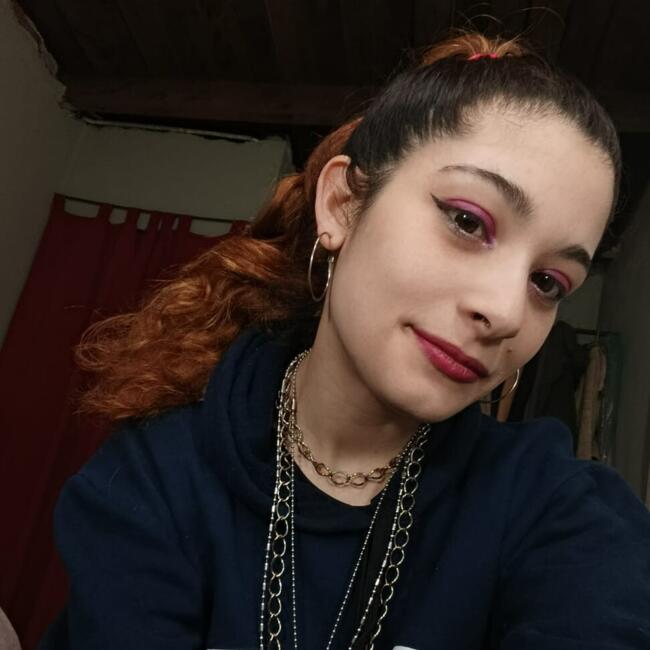 Niñera en La Plata: Victoria noemi